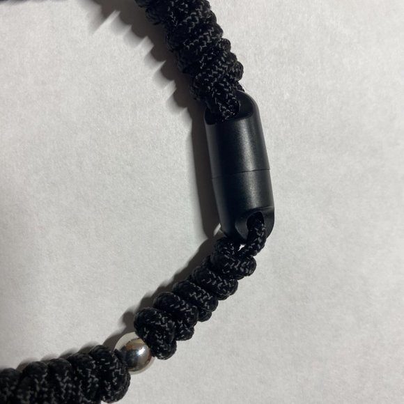 Skull and Beaded Paracord Bracelet with Magnetic Clasp - Picture 6 of 9